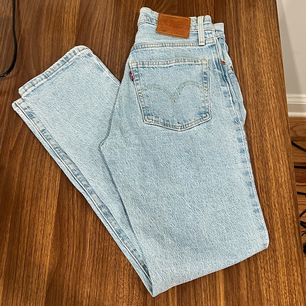 Levi’s 501 Medium Wash Denim